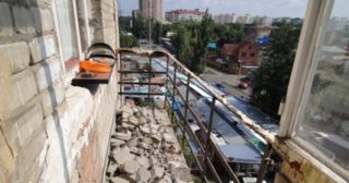 Демонтаж балкона Лангепас, цена от 3012 руб.