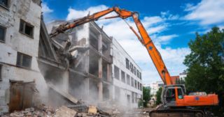 Промышленный демонтаж зданий Лангепас, цена от 3012 руб.