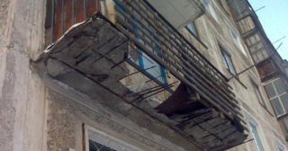Демонтаж балкона Лангепас, цена от 3012 руб.